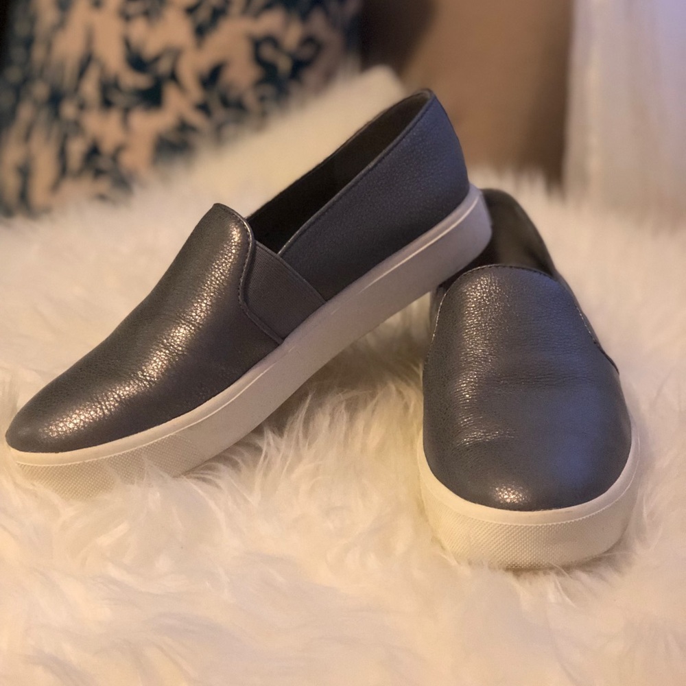 Shoes - Picture 2 of 2